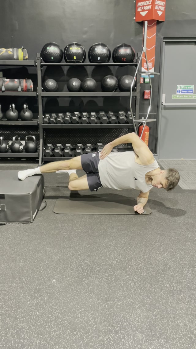 Cable Chest Fly
