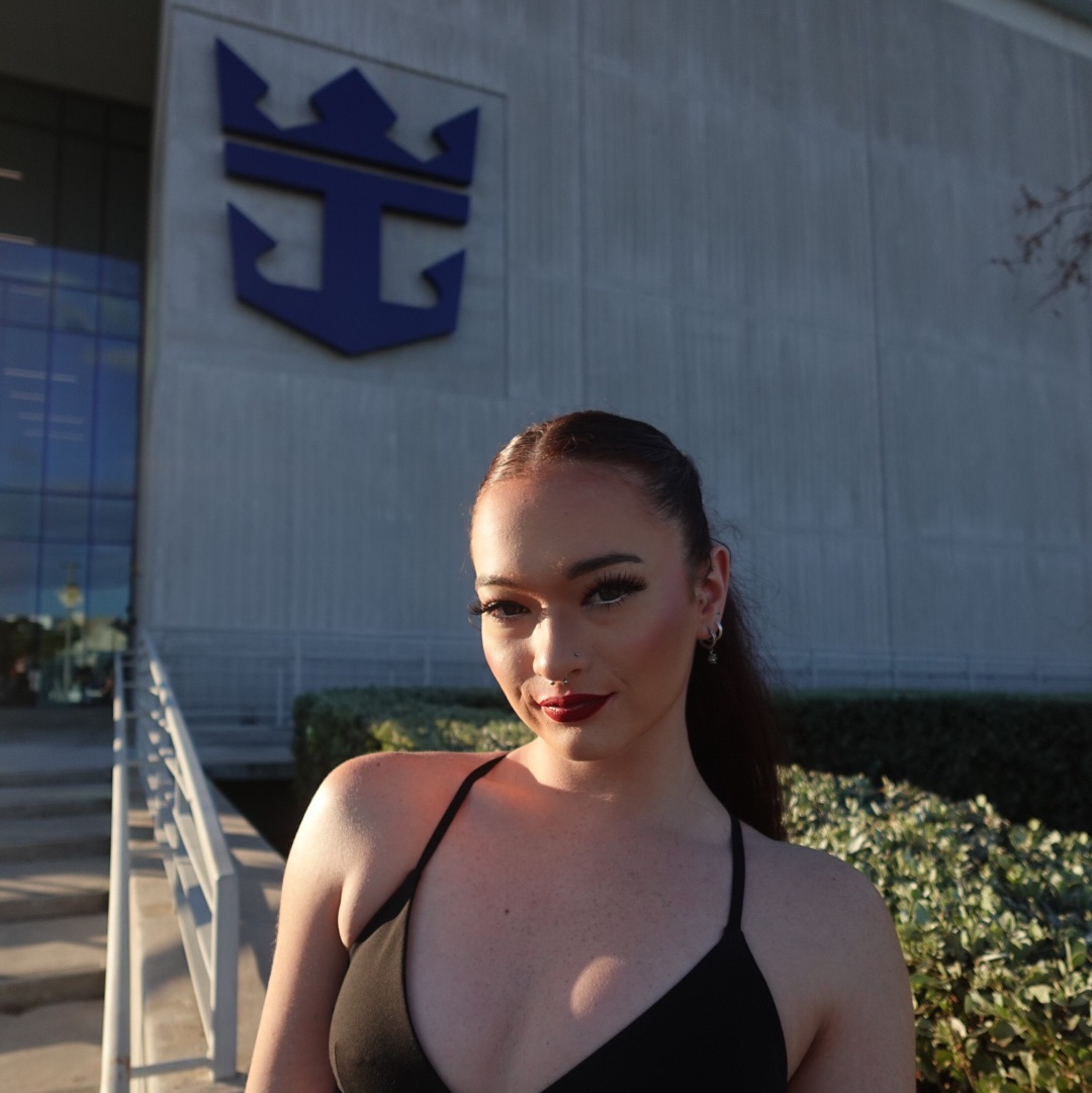 zoehayman_